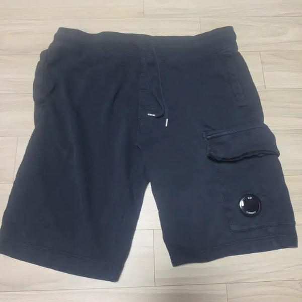 [BUNJANG] CP Company Cargo Shorts Navy L / CP 컴퍼니 카고 반바지 네이비 L사이즈