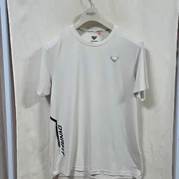 [BUNJANG] Dynafit Men's Cool Breathable Short-Sleeve T-Shirt (Size 100) / 다이나핏남성쿨냉감반팔티셔츠(100)