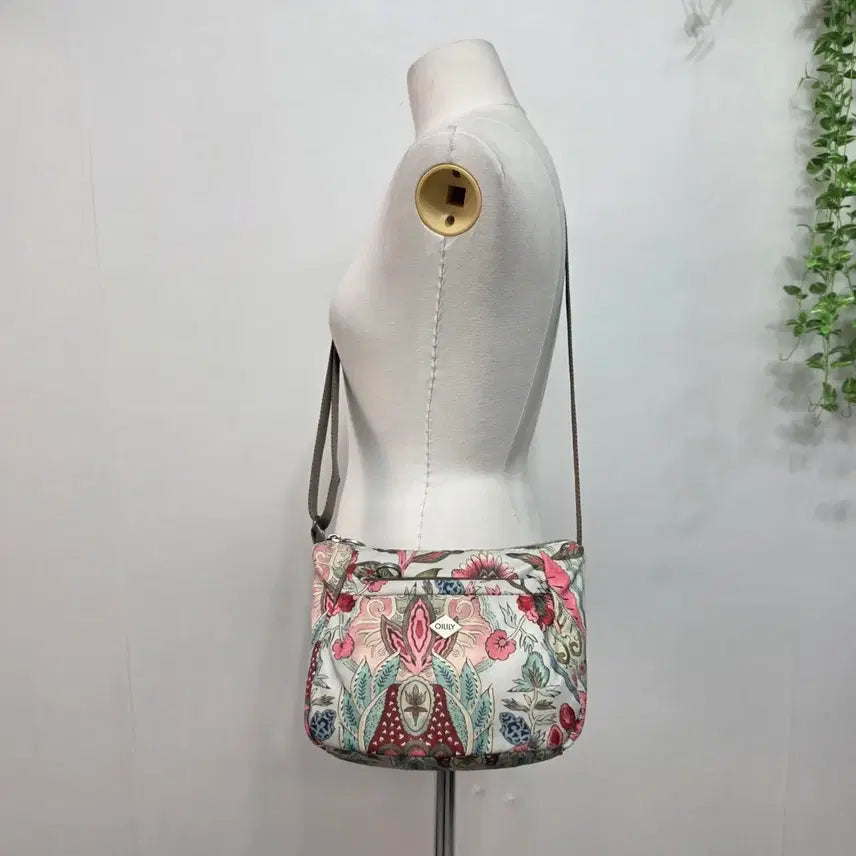 [BUNJANG] Oilily Paisley Crossbody Bag / 오일릴리 페이즐리 크로스바디백