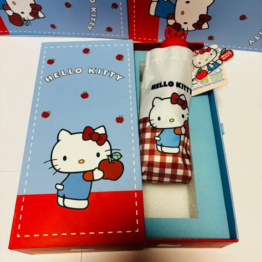 [BUNJANG] Hello Kitty Apple Pattern 5-Section Blackout Umbrella / 헬로키티 사과 패턴 암막 5단 양우산