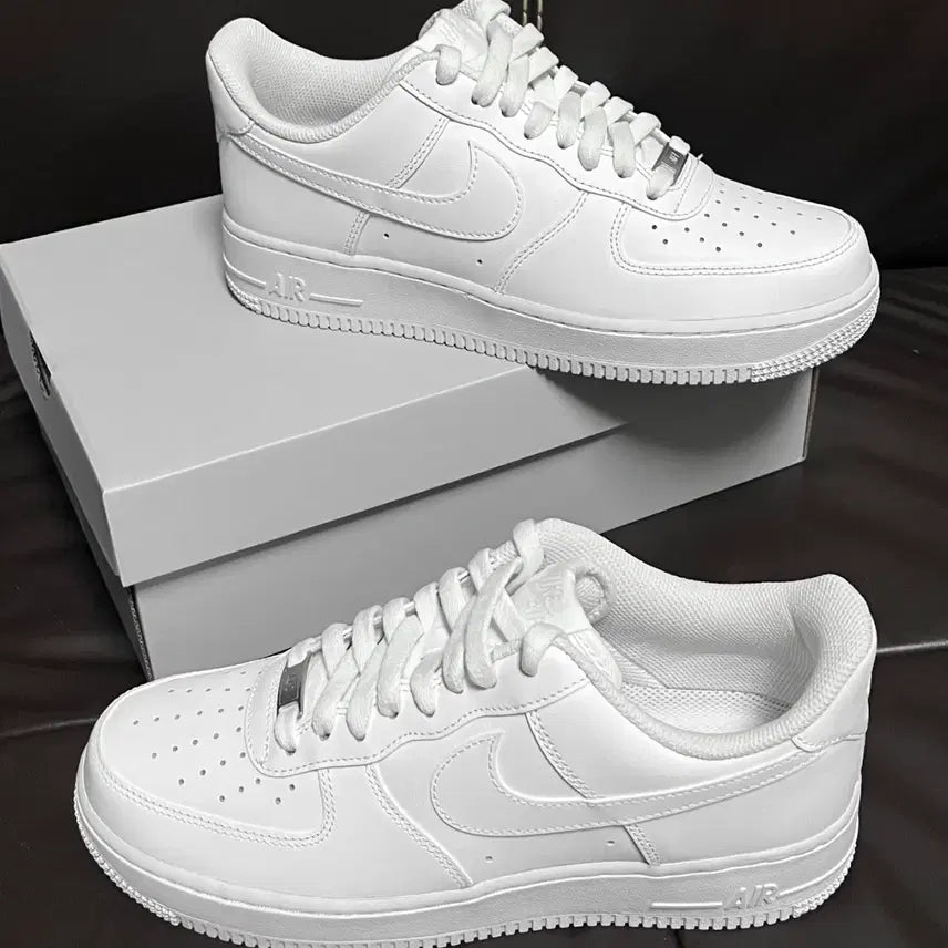 [BUNJANG] Nike Air Force 1 '07 'Triple White' Sneakers / 나이키 에어포스1 화이트 정품 AF1 올백 스니커즈