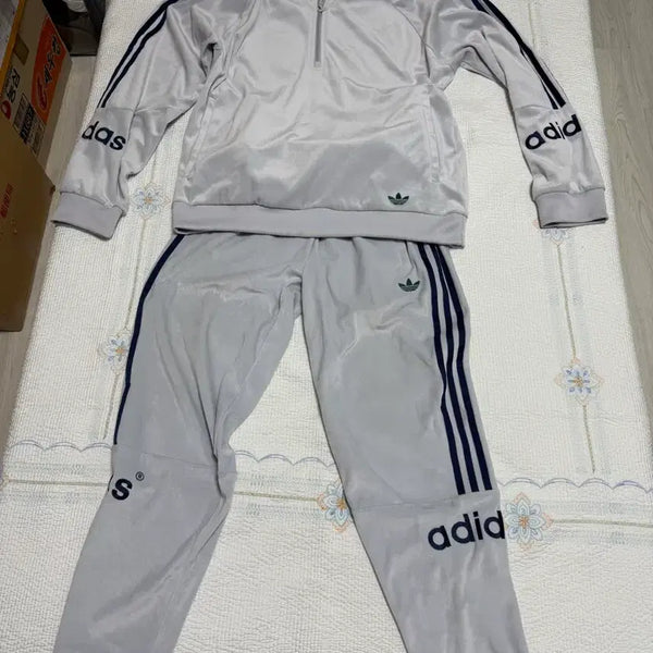 [BUNJANG] Adidas Velour Half-Zip Training Set (Top L / Bottom L) / 아디다스 트레이닝 벨루어 하프집업 상하의세트 (상:L/하:L)