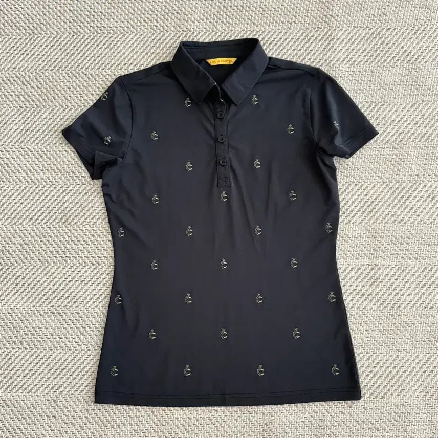 [BUNJANG] Louis Castel Women's Golf Wear Short Sleeve T-Shirt with Logo Pattern / 루이까스텔 여성 골프웨어 반팔 티셔츠