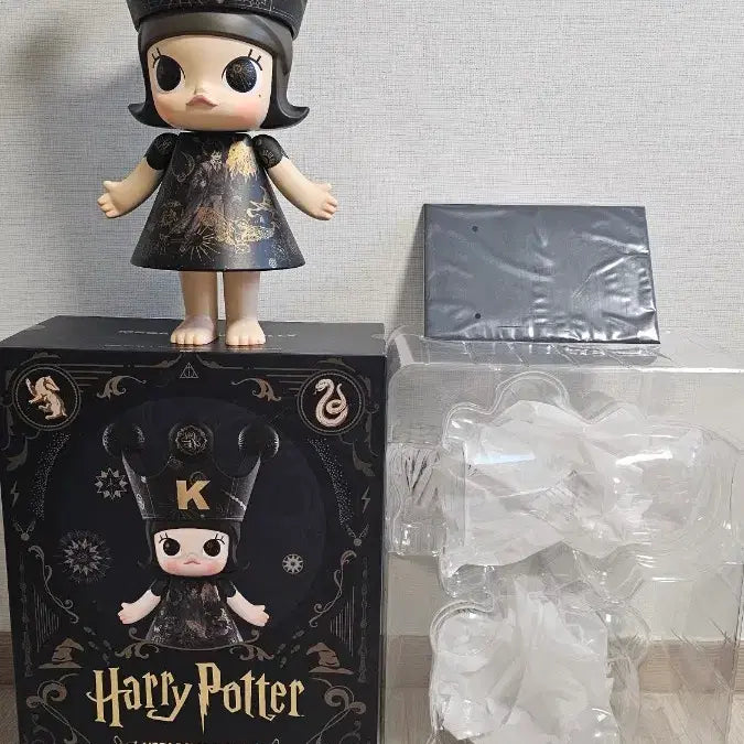 [BUNJANG] Pop Mart Mega Royal Molly Harry Potter 400% Figure / 팝마트 메가 로얄 몰리 피규어 400% 해리포터