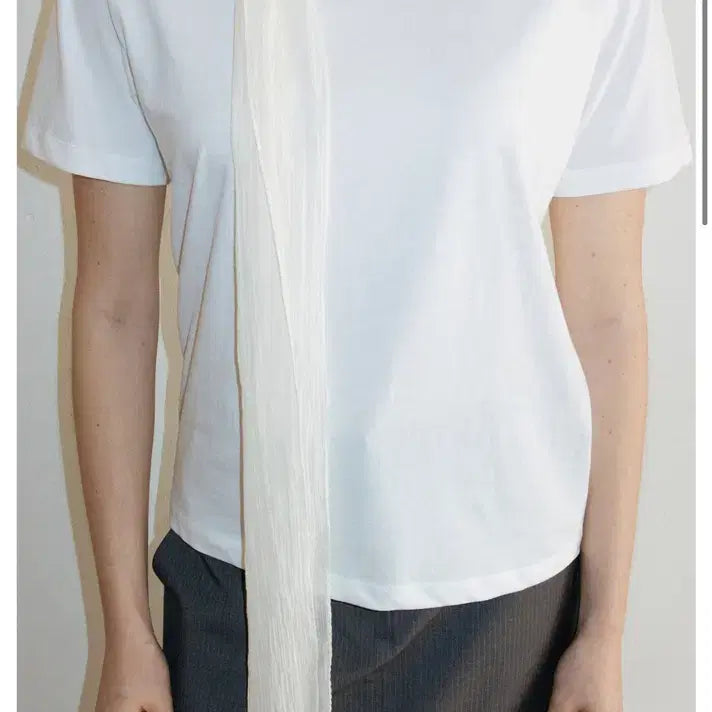 [BUNJANG] Leta Crinkle Fringe Scarf Ivory / 르에떼 크링클 프린지 스카프 아이보리