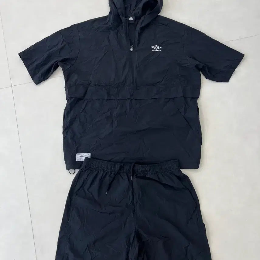 [BUNJANG] Umbro Lightweight Anorak + Shorts Set / 엄브로 여름용 초경량 아노락 + 반바지 셋업 (상의100, 하의30~32