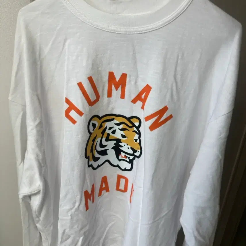 [BUNJANG] Human Made Graphic Long Sleeve White / 휴먼메이드 그래픽 롱슬리브 화이트
