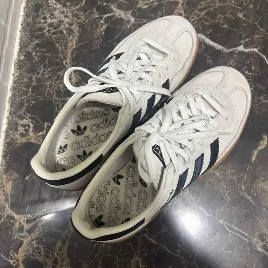 [BUNJANG] Adidas Spezial Shoes / 아디다스 스페지알 235 판매