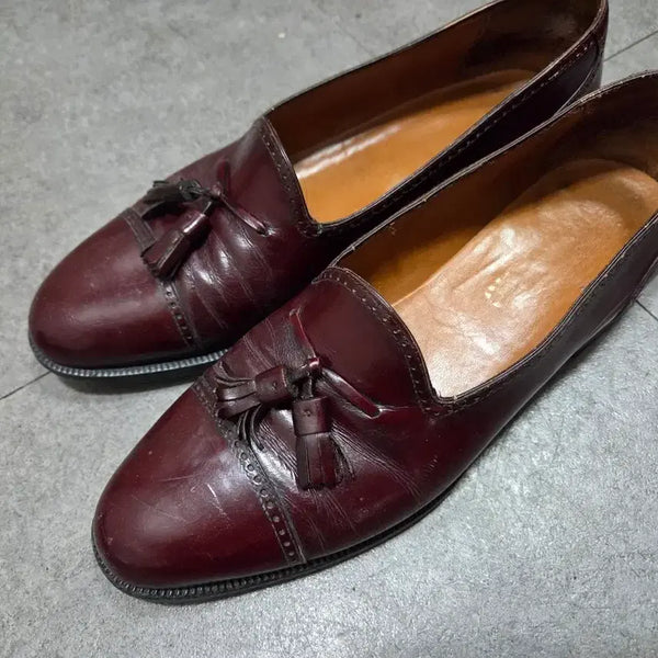 [BUNJANG] Salvatore Ferragamo Men's Burgundy Tassel Loafers / [정품] 페라가모 남성 태슬 로퍼 버건디 (8D / 265)