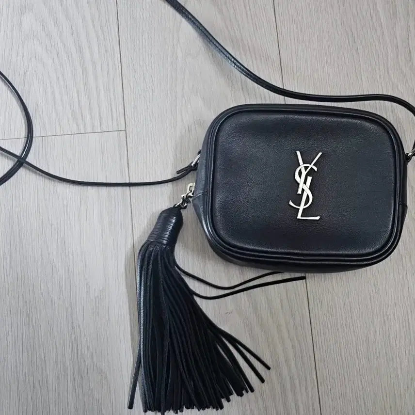 [BUNJANG] Saint Laurent Quilted Camera Bag Black / 생로랑 퀼팅 카메라 백 블랙