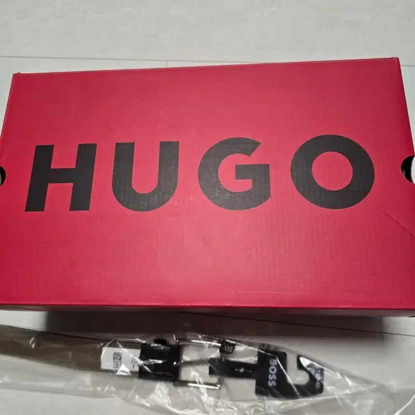 [BUNJANG] Hugo Boss Crocodile Pattern Loafers and Belt Set / 휴고보스 로퍼 벨트 2개 합37만원에 팝니다 새상품입니다.