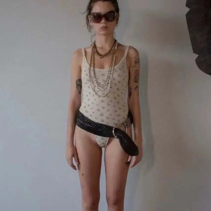 [BUNJANG] Sculptor Flower Pattern Body Suit / 스컬프터 플라워 바디 수트