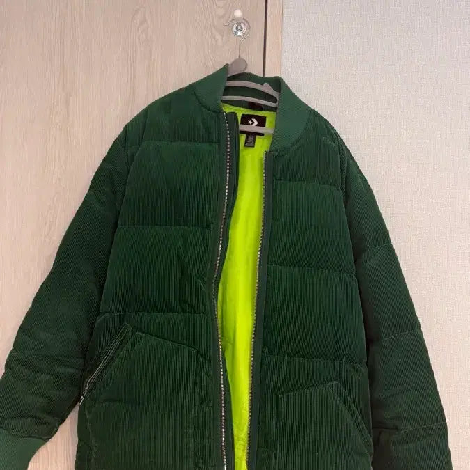 [BUNJANG] Converse Corduroy Duck Down Padded Jacket (Size 105-110) / 컨버스 코듀로이 덕다운 패딩 105~110
