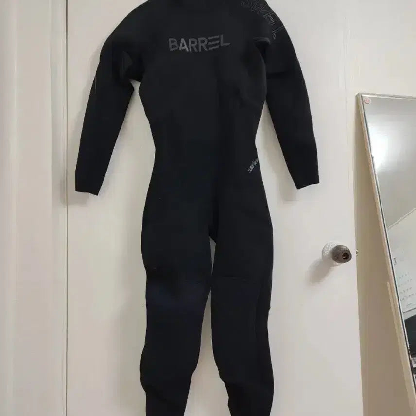 [BUNJANG] Barrel 3mm Neoprene Wetsuit / 배럴 3mm 네오프렌 서핑 슈트
