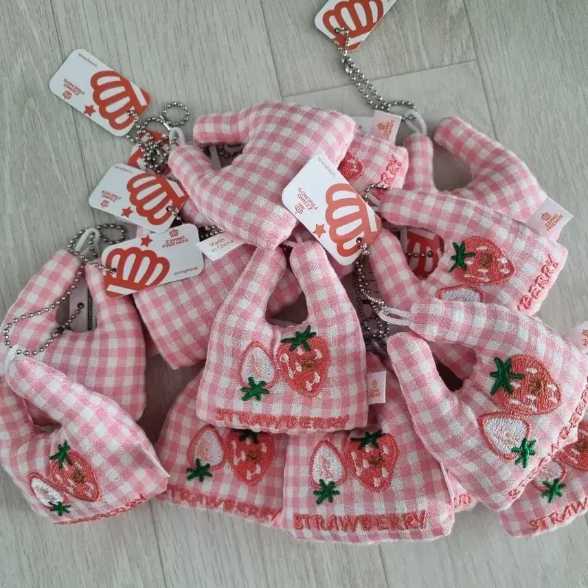 [BUNJANG] Strawberry Check Mini Shopping Cart Keychain / (새상품)딸기  체크 미니 장바구니 키링
