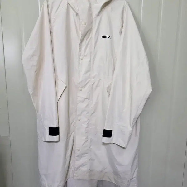 [BUNJANG] Nepa Windbreaker Coat Ivory / 네파 바람막이 코트 아이보리