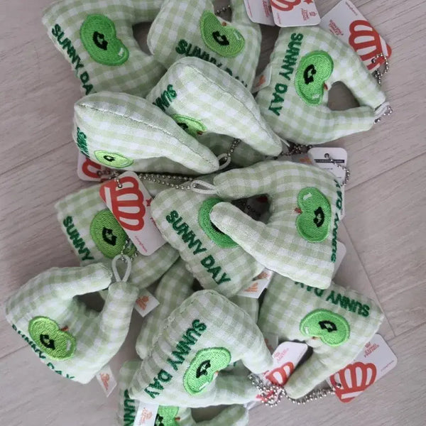 [BUNJANG] Apple Check Mini Shopping Basket Plush Keychain / (새상품)사과 체크 미니 장바구니 봉제인형 키링