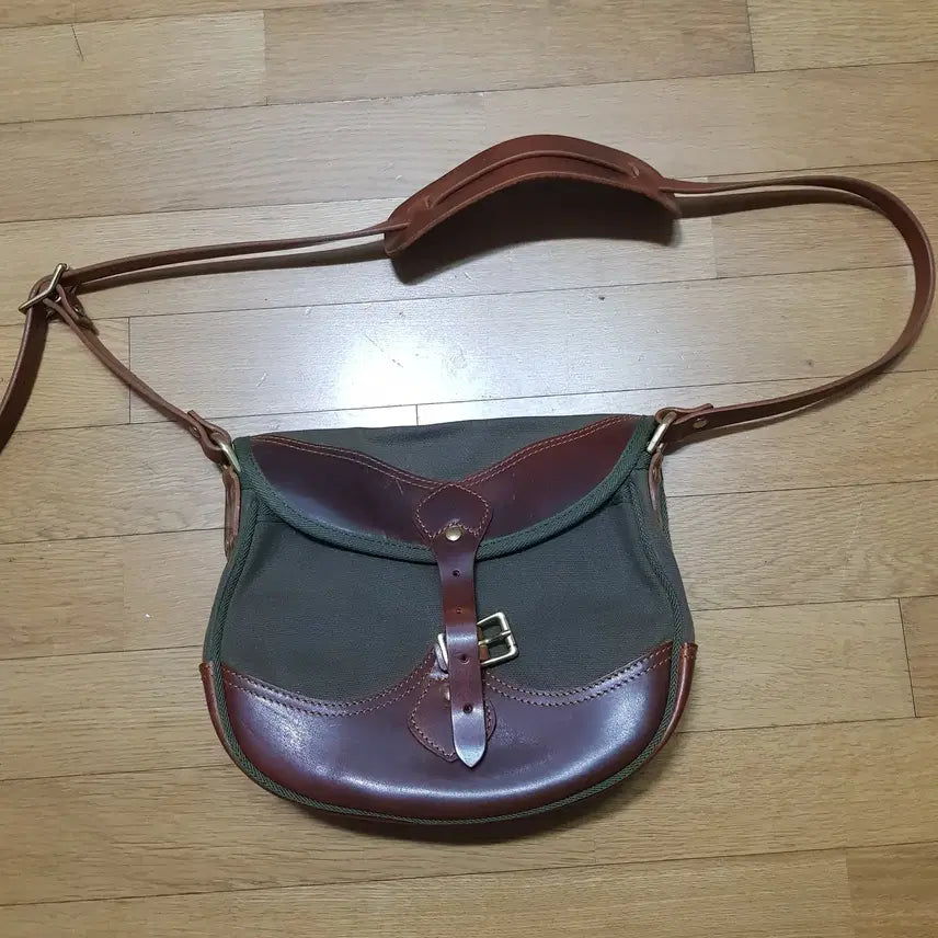 [BUNJANG] Leather & Canvas Messenger Bag / 메신저백