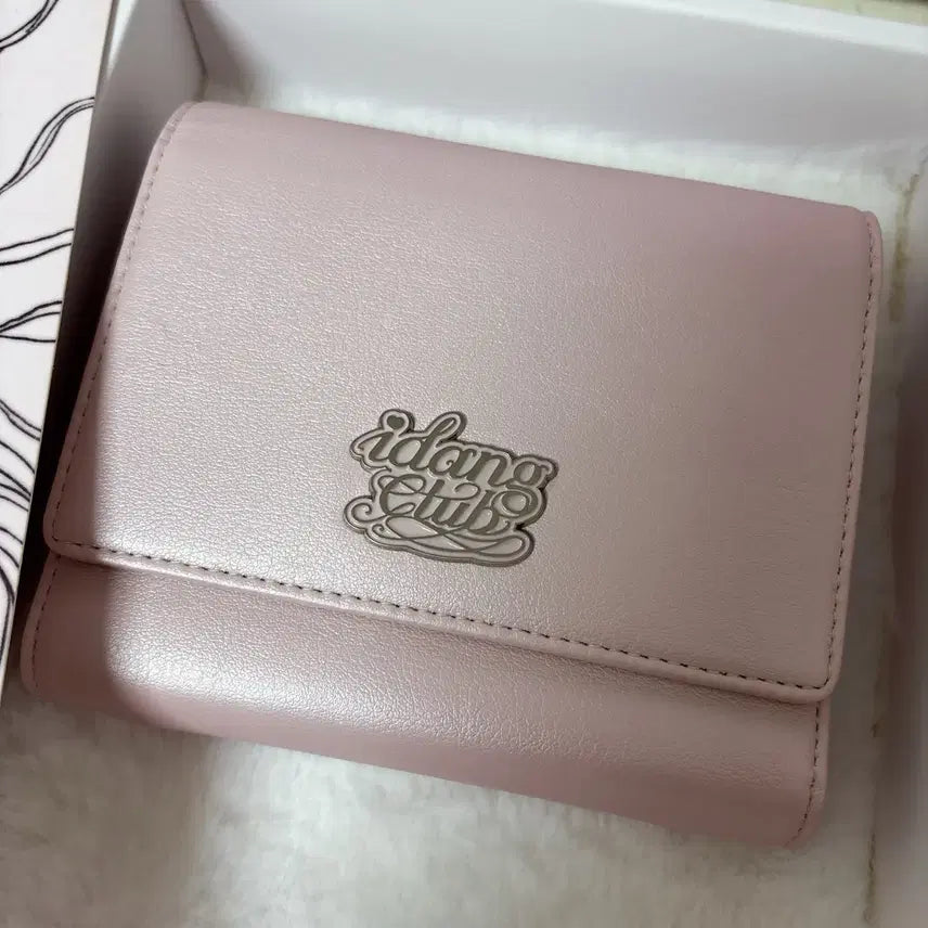 [BUNJANG] IDANG CLUB Milky Heart Collaboration Diary Wallet / 아이당클럽 밀키하트 콜라보 다이어리 월렛