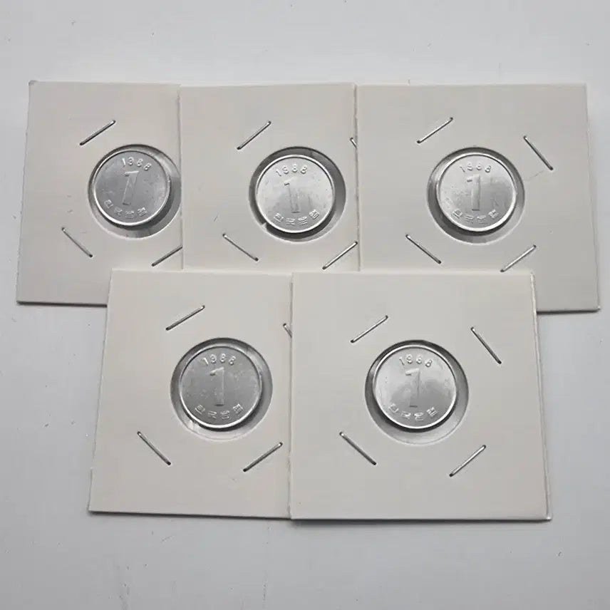 [BUNJANG] 1988 1 Won Uncirculated Coin Set (5 Coins) / 1988년1주화 미사용5개