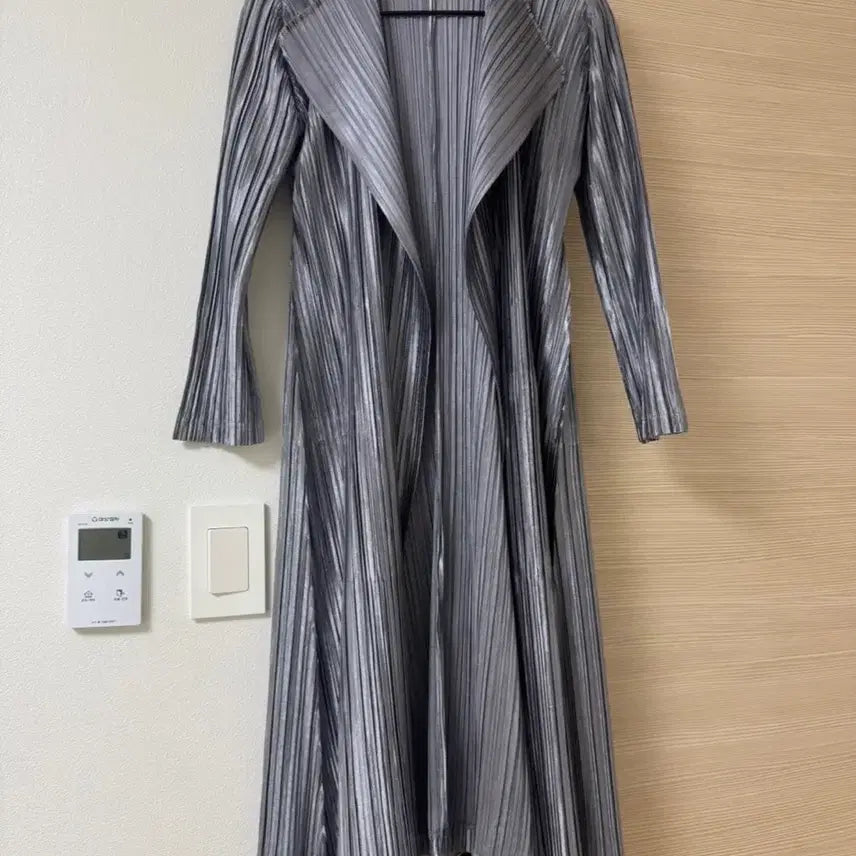 [BUNJANG] Pleats Please Long Cardigan / 플리츠플리즈 롱 가디건 2