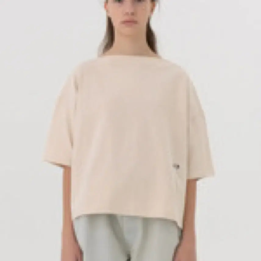 [BUNJANG] Via Plain Boat Neck T-shirt Ivory / via plain(비아플레인) 보트넥 티셔츠