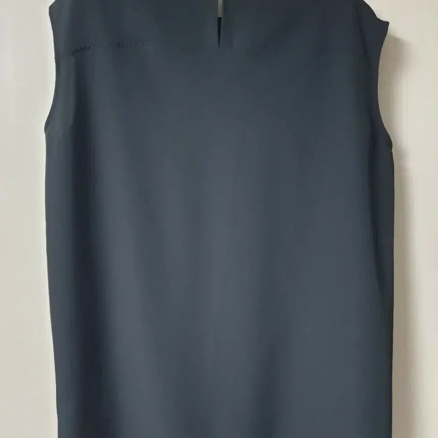 [BUNJANG] Uniqlo Black Sleeveless Blouse S / UNIQLO 유니클로 블랙 민소매 블라우스 S