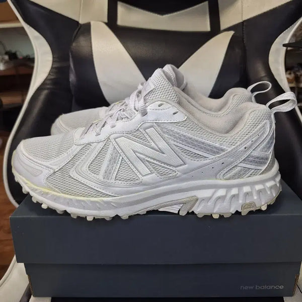 [BUNJANG] New Balance Sneakers White Size 270 / 뉴발란스 운동화 (270)