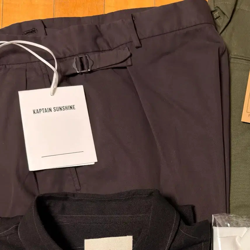 [BUNJANG] KAPTAIN SUNSHINE Garment Dyed 2 Pleats Slacks / KAPTAIN SUNSHINE Garment Dyed 2 Pleats