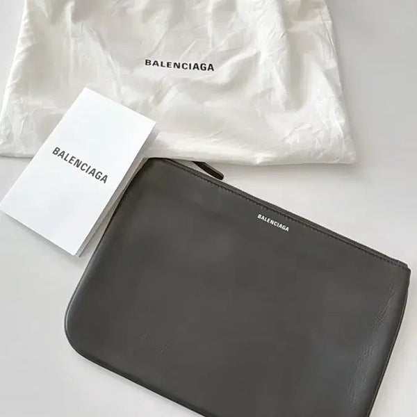 [BUNJANG] Balenciaga Dark Grey Leather Clutch Bag / 발렌시아가 클러치백
