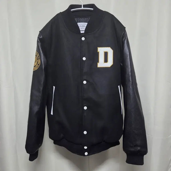 [BUNJANG] Dongguk University College of Law Department of Law Varsity Jacket - Black & Gold / 동국대학교 법과대학 법학과 과잠 - 블랙 & 골드