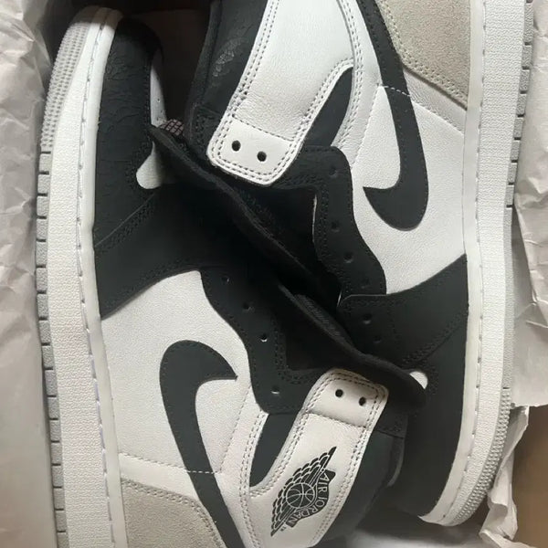 [BUNJANG] Jordan 1 Retro High OG Bleached Coral / 조던1 레트로 하이 OG 블리치드 코랄
