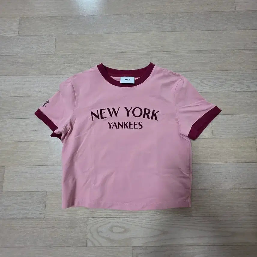 [BUNJANG] MLB Cropped Ringer Short Sleeve T-Shirt Size S / MLB 크롭 링거 반팔티 사이즈S