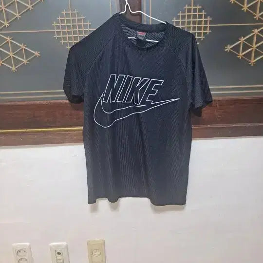 [BUNJANG] Nike Short Sleeve T-Shirt Black / 나이키 반팔티 검정색