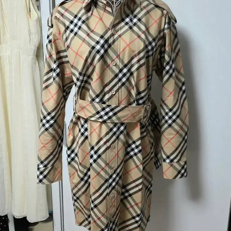 [BUNJANG] Burberry Shirt Dress 8086610 / Bubbery 버버리 셔츠 원피스 8086610
