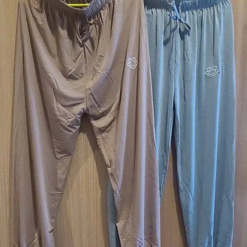 [BUNJANG] Ice Embroidery Jogger Pants (Beige or Mint) / (새상품) 예쁜 아이스자수 조거팬츠(베이지&민트중 택1/free~88)