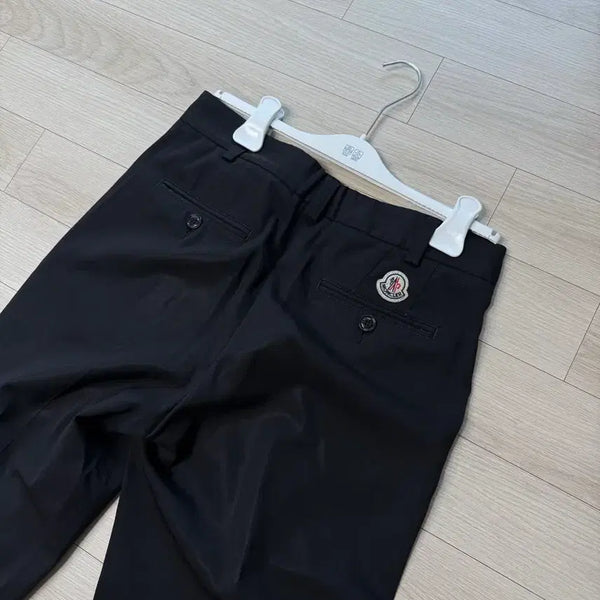 [BUNJANG] Moncler Straight Slacks Pants Size 46 / 몽클레어 스트레이트 슬렉스 팬츠 46
