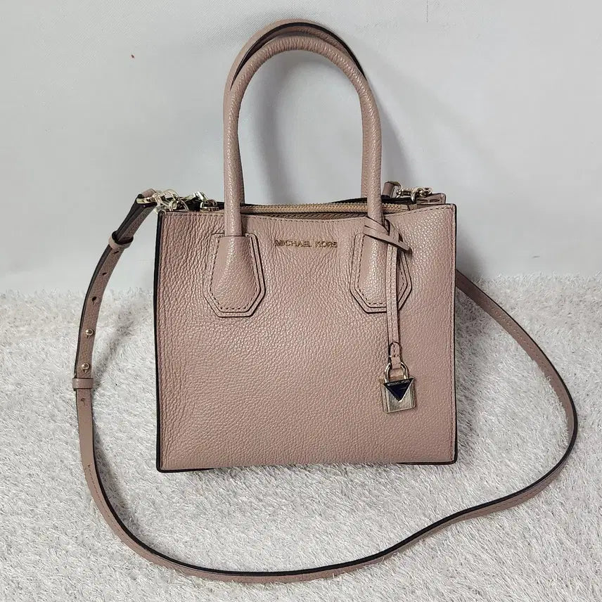 [BUNJANG] Michael Kors Gold Logo Mini Tote & Crossbody Bag Indigo Pink / [정품] 마이클코어스 금장 로고 미니 토트&크로스백 인디핑크