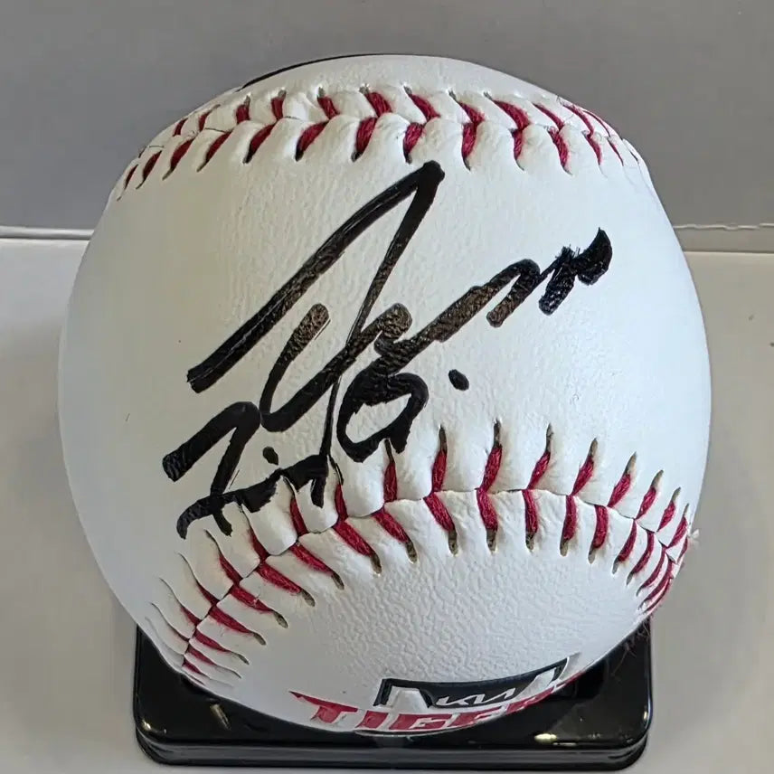 [BUNJANG] Kwak Do-kyu Signed Baseball / 곽도규 기아 로고볼 싸인볼