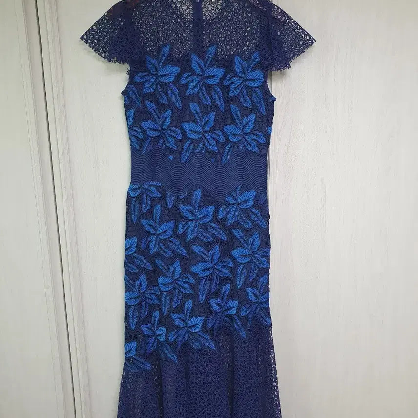 [BUNJANG] Sea New York Lace Cap Sleeve Dress (Han Hye Jin, Moon Chae Won Recommended) / (새상품) 씨뉴욕 원피스(한혜진, 문채원 원피스 캡소매 버전)