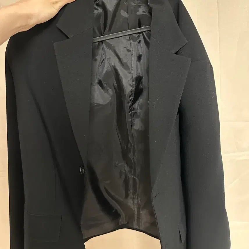 [BUNJANG] Men's Black Cropped Blazer / 남자 크롭 블랙 블레이져