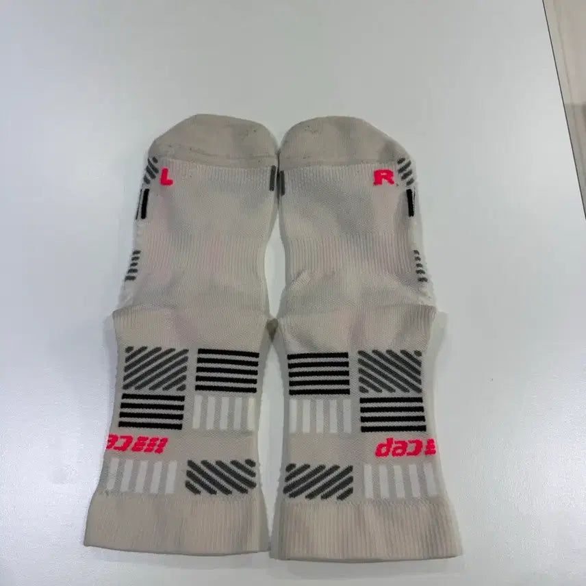 [BUNJANG] CEP The Run Limited Socks Men's Size 4 / cep 더런 리미티드 삭스