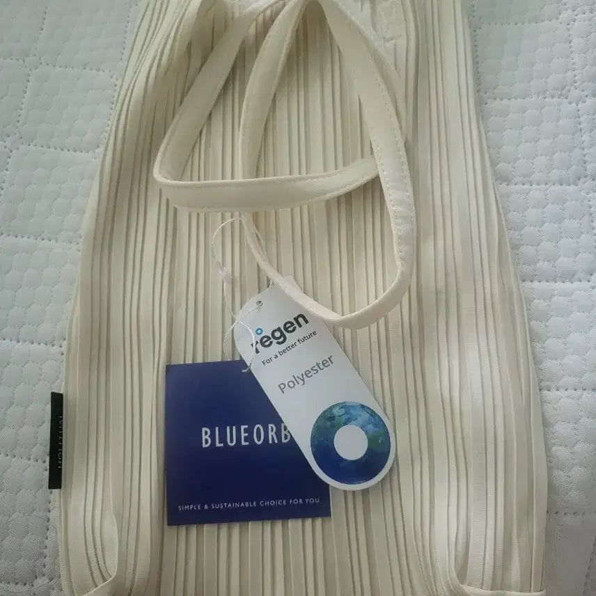 [BUNJANG] Bluevoo Pleats Shoulder Bag Buttercream (Holychual Collaboration) / 블루오브 플리츠 숄더백 버터크림 (홀리츄얼콜라보)