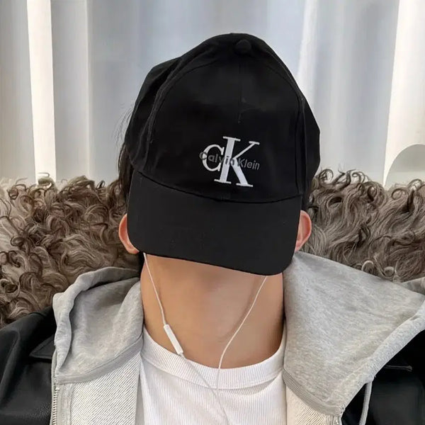 [BUNJANG] Calvin Klein Jeans Unisex Cap / ck 캘빈클라인 진 남녀공용 볼캡 모자 새제품 싸게 팔아요
