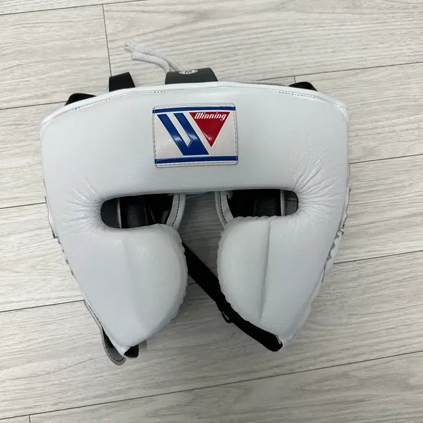 [BUNJANG] Winning Boxing Headgear - Size M / 위닝 헤드기어 m사이즈 팔아요
