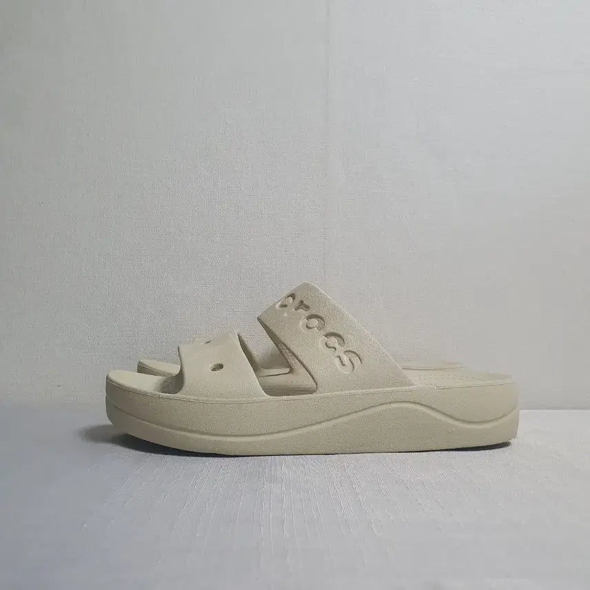 [BUNJANG] Crocs Baya Platform Sandals Ivory / 240mm 크록스 바야 플랫폼 샌들 아이보리