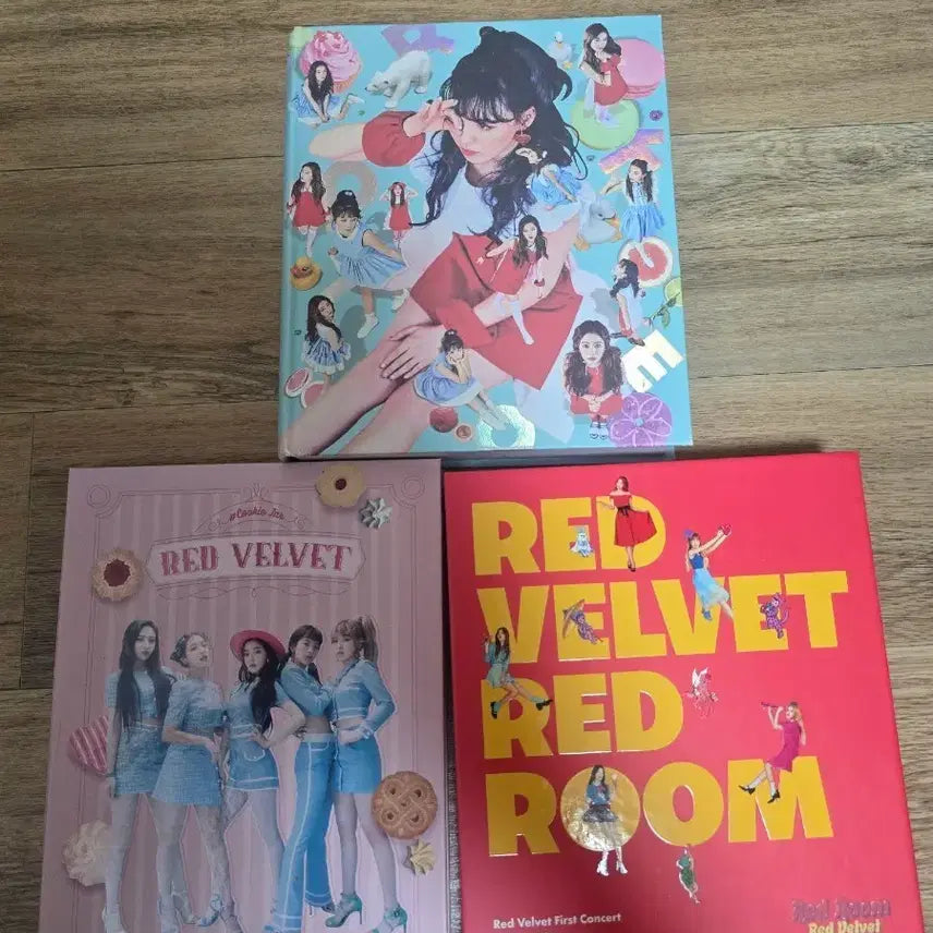 [BUNJANG] Red Velvet Red Room Album & Kino / 레드벨벳 앨범 및 레드룸 키노 일괄양도 네고가능