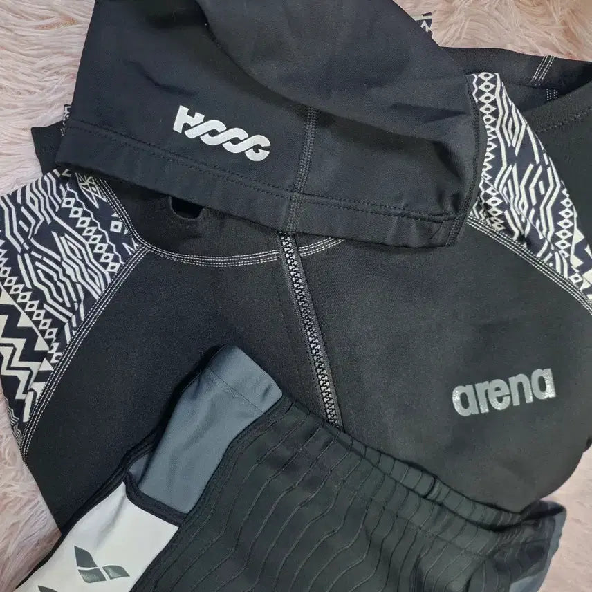 [BUNJANG] Arena Men's Zip-Up Rash Guard Set (Size 100/95) / 아레나(상의 100)(하의95)래쉬가드 집업남자(수영복)(수모).가방.