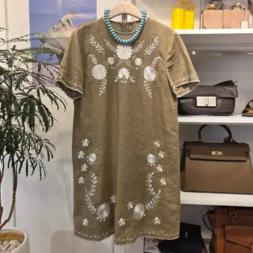 [BUNJANG] Ethnic Embroidered Linen Mini Dress / 에스닉 자수 린넨 미니 원피스