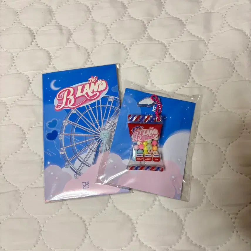 [BUNJANG] THE BOYZ 2023 Season's Greetings Photocard & Beaded Keychain Set / 더보이즈